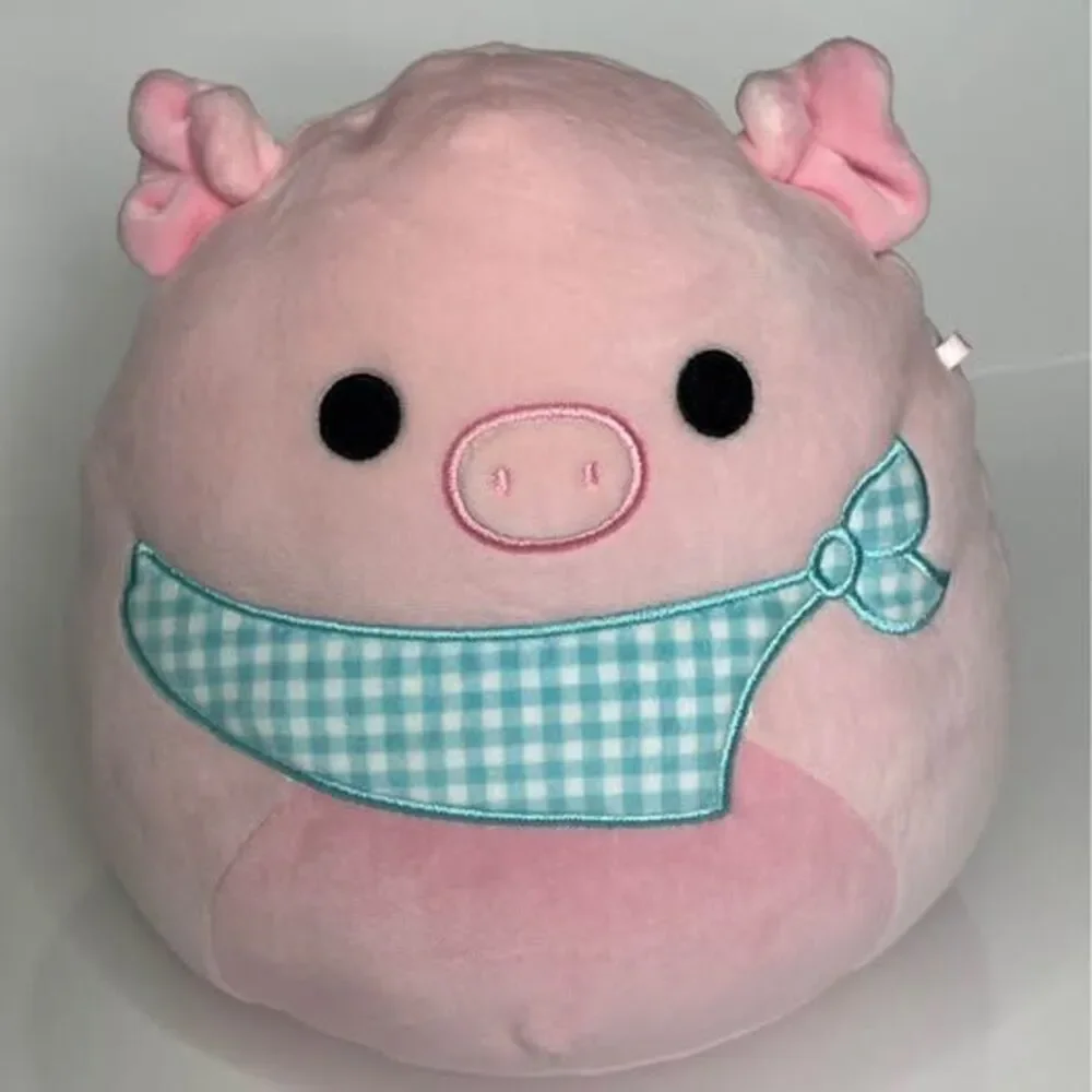 Squishmallows Peter the Pig with Blue Bandana